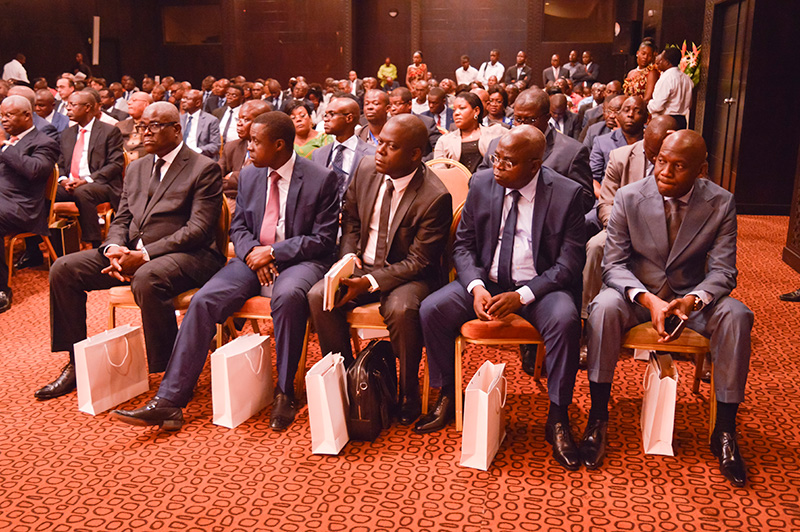 Emprunt obligataire du Congo : Pari réussi par le Ministre des Finances, du Budget et du Portefeuille Public Calixte Nganongo